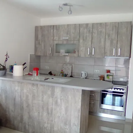 25. Novembar Apartman