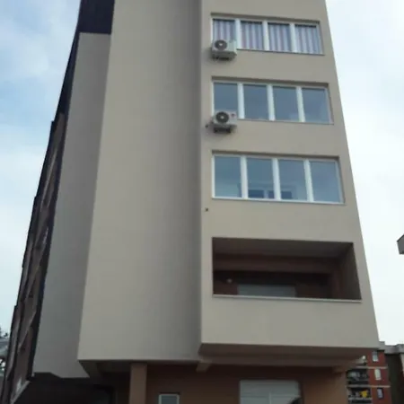 25. Novembar Apartman Apartment Zivinice